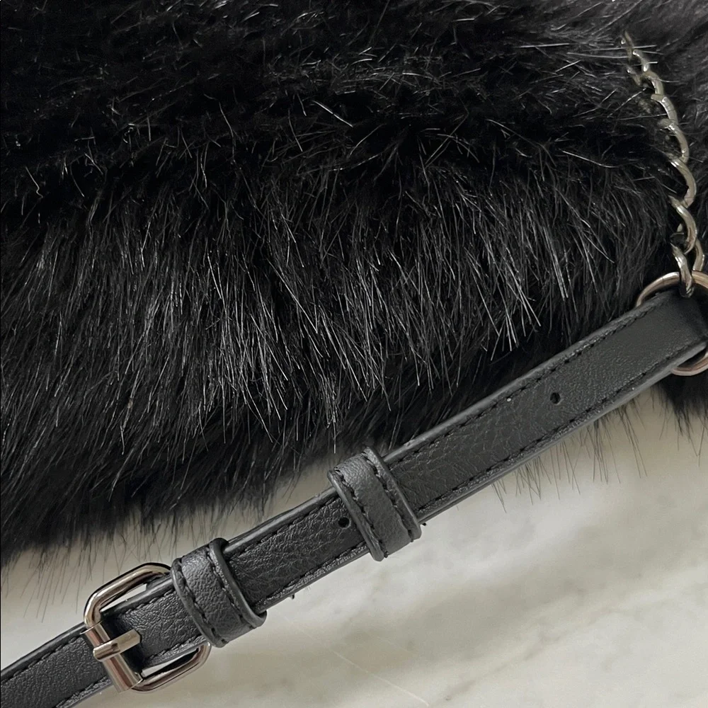 Elegant Black Fur Women’s  Crossbody Bag Purse - Picture 4 of 4